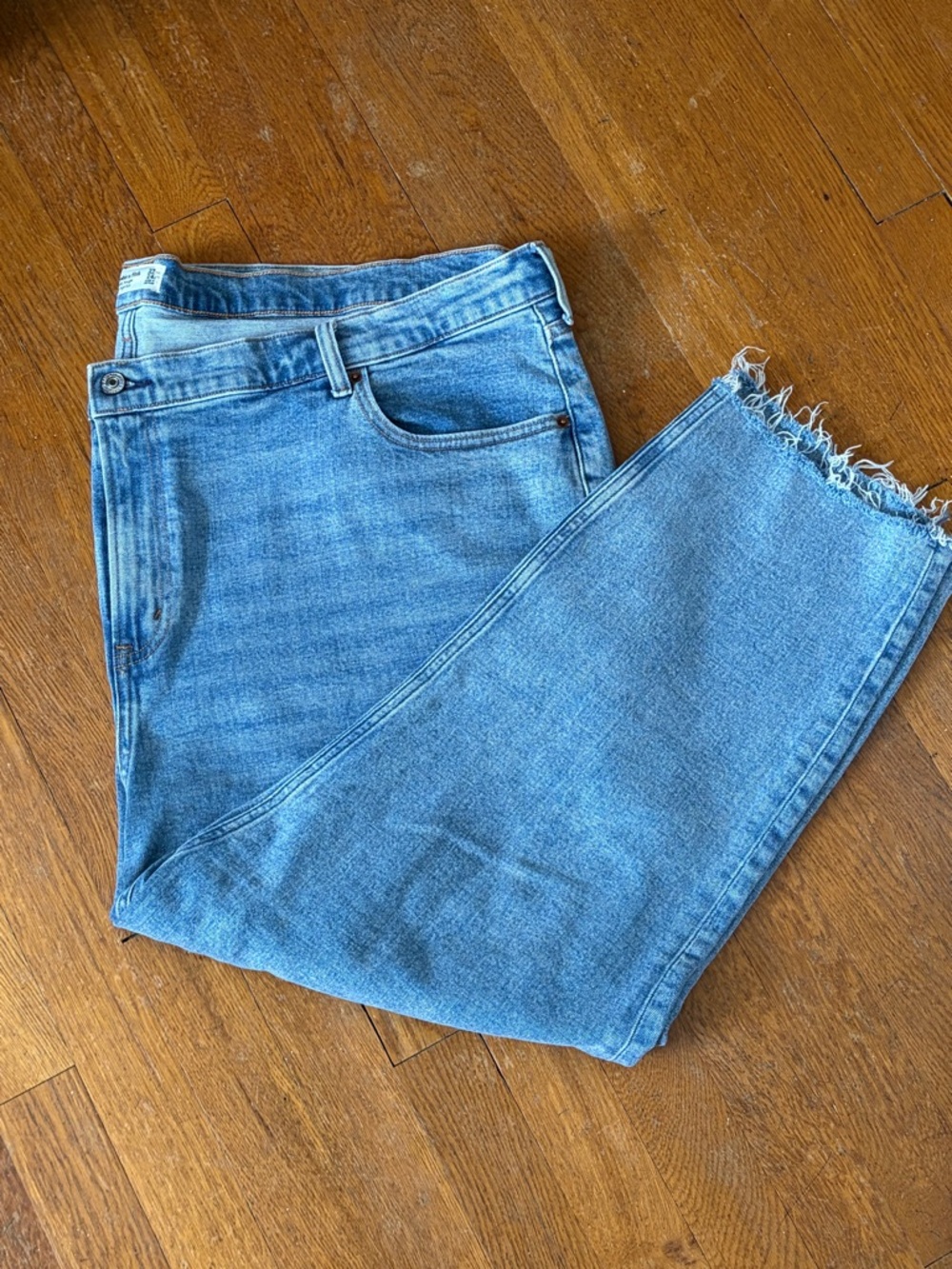 Abercrombie & Fitch Curve Love Ankle Straight Ultra High Rise Jeans